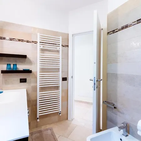 Apartment Soggiorno Di Pace E Relax, 2 Camere, Giardino *